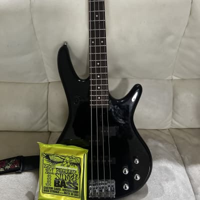 Ibanez GSR200-BK Gio Bass 2010s - Black image 1
