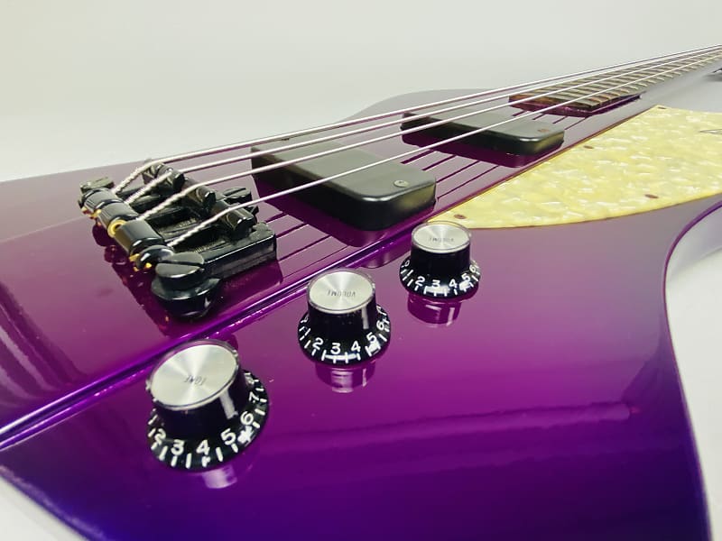Gibson Thunderbird IV Custom Shop Original -Must see one of