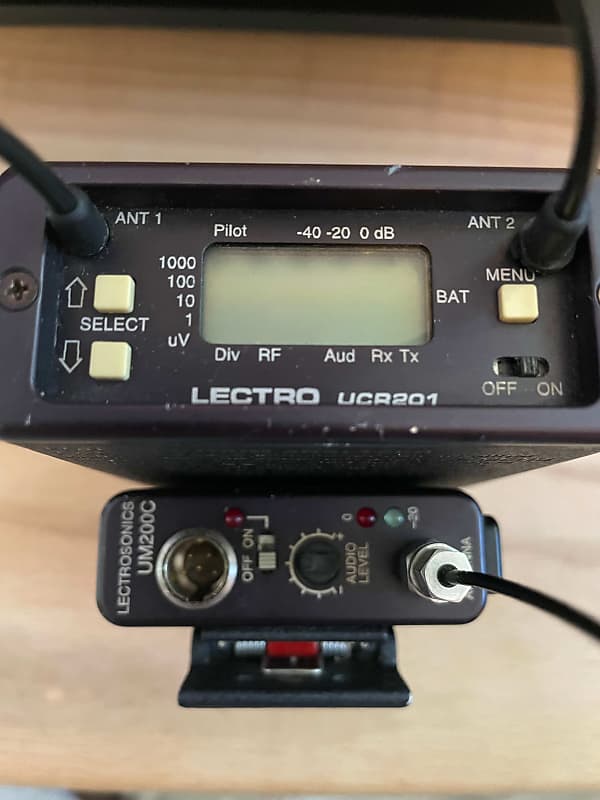 Lectrosonics UCR201 Receiver and UM200C Transmitter Reverb