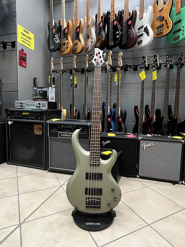 Ibanez btb deals 205