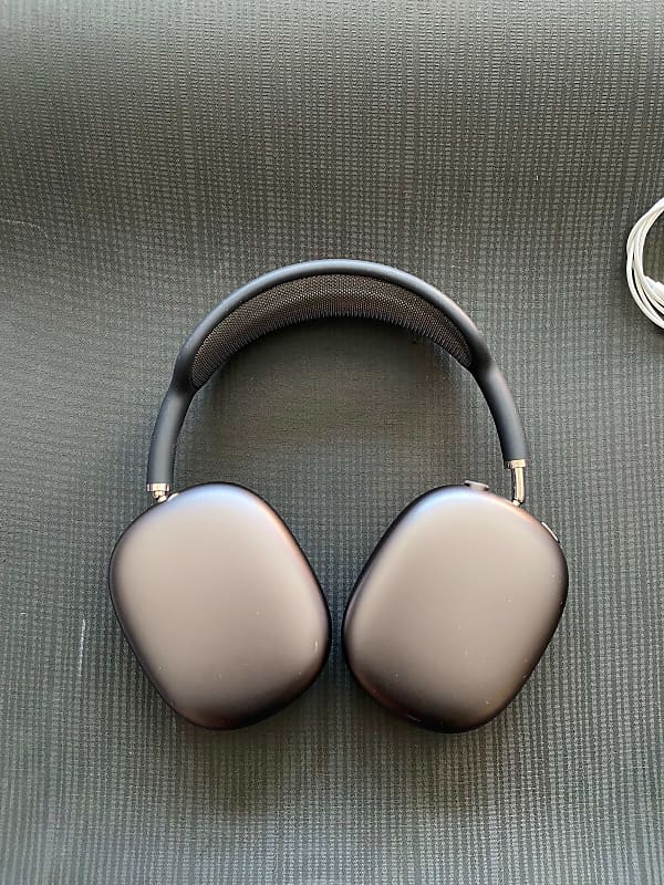 AirPods Max スペースグレー Smart Case付き Amazon.com: Apple AirPods Max - Space Gray (Renewed Premium