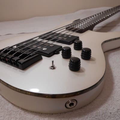 Cort C5H Artisan Series RH 5 String Electric Bass, White Pearl, OE