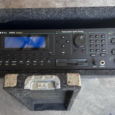Kurzweil K2500RS Rackmount Digital Sampling Sound Module 1990s - Black