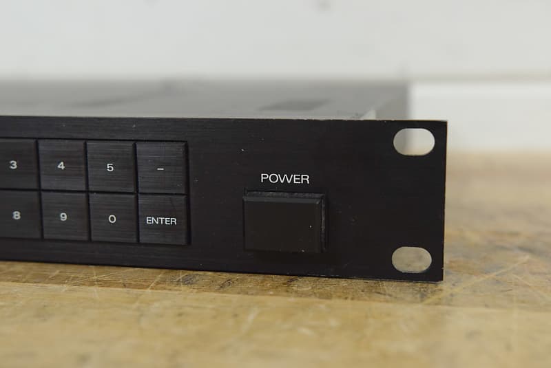 【美品】ROLAND GM-70 ギターMIDIコンバーター シンセサイザー Roland GM-70 - Vintage Pitch to MIDI Converter