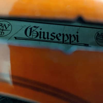 Giuseppi GV-10 4/4 Student Violin With Case & Bow image 17