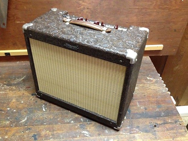 Siegmund amps top