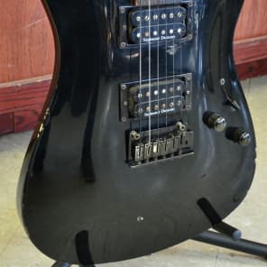 Fender Showmaster 6-String Electric Guitar Korea Black image 7