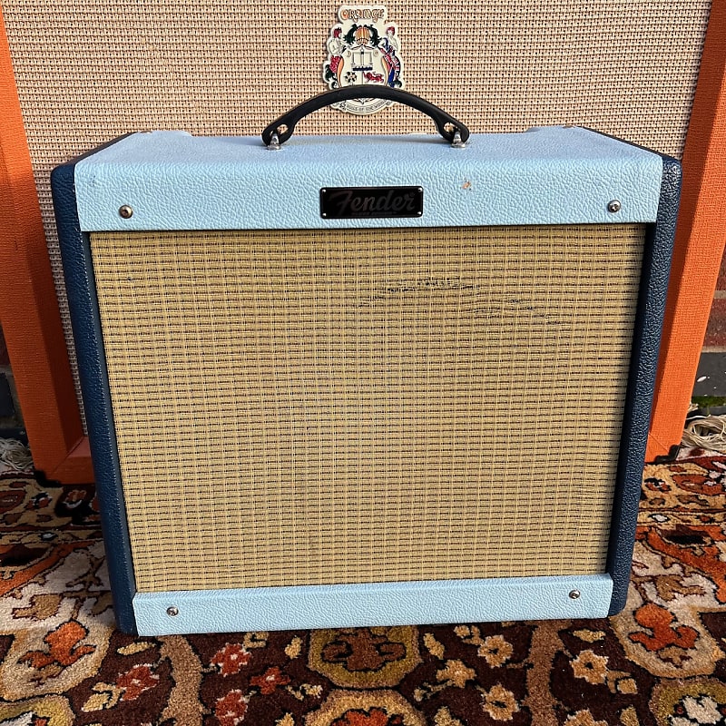 Fender Blues Junior III FSR TT Blue Eagle Limited Edition Valve Amplifier  Combo