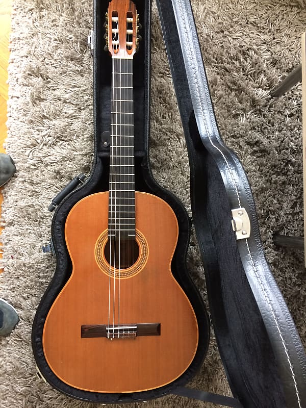 Lowden classical store guitar