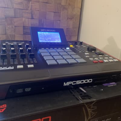 Akai MPC5000 Fully UPGRADED 192RAM+ CD/DVD + HD+ OS 2 + ORIGINAL BOX & MANUAL excellent conditions beautiful custom red sides image 10