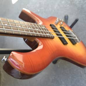 Dame Fall & Pall 300 Active Bass Guitar Flame Maple Top image 7