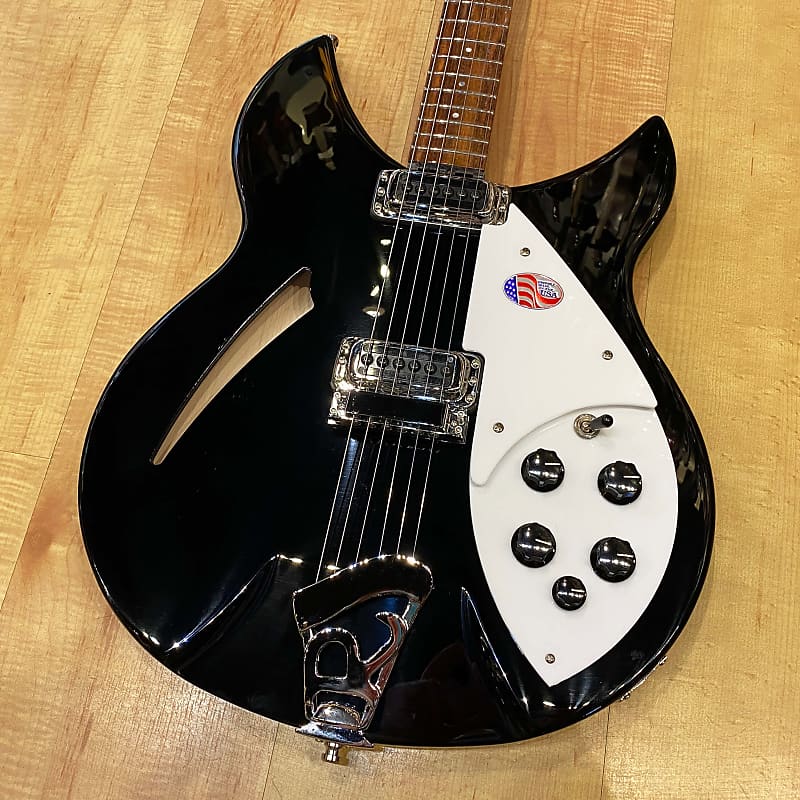 Rickenbacker 330 | Reverb