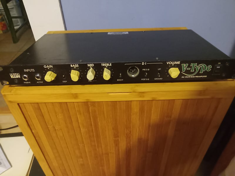 TRACE ELLIOT V-TYPE BASS RACKMOUNT PREAMP V-TYPE BASS PREAMP | Reverb