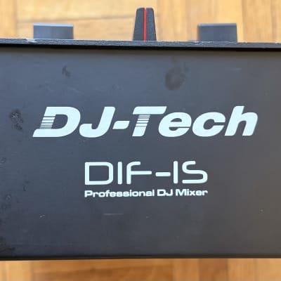 DJ-Tech DIF-2S MKII - 2 CH. DJ Scratch Mixer w/ innoFADER Pro. 2013 - Black image 3