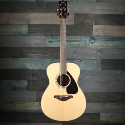 Yamaha FS800 Natural Dreadnought Acoustic Guitar image 2