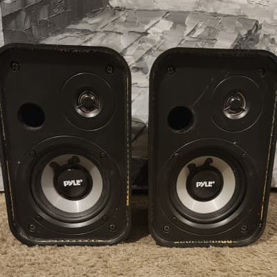 Pyle Pyle Pro PDWR30B 3.5" Indoor/Outdoor 300W Speaker Pair (Black) 2000 image 2