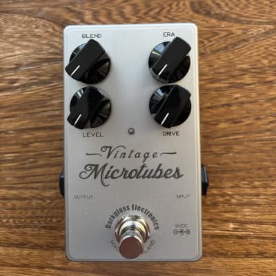 Darkglass Electronics Microtubes Vintage | Reverb