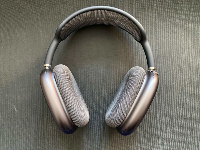 Apple AirPods Max スペースグレー 本体 Smart Case AirPods Max スペースグレー 本体 専用ケース付き Apple AirPods