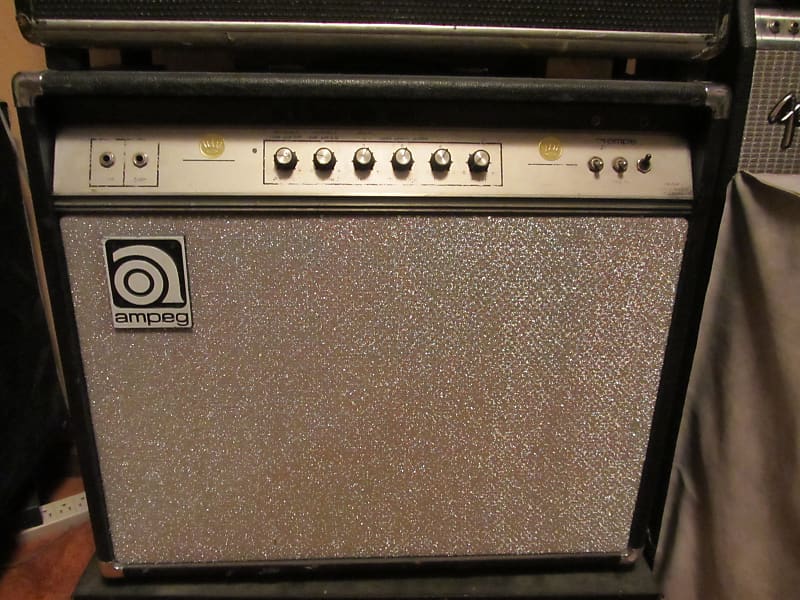 Ampeg VT-22 1970's 2x12 Black/Silver 11 tubes image 1