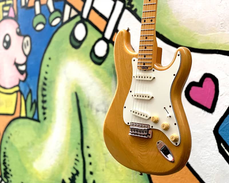 Aria Pro II ST-400 Strikin' Sound | Reverb