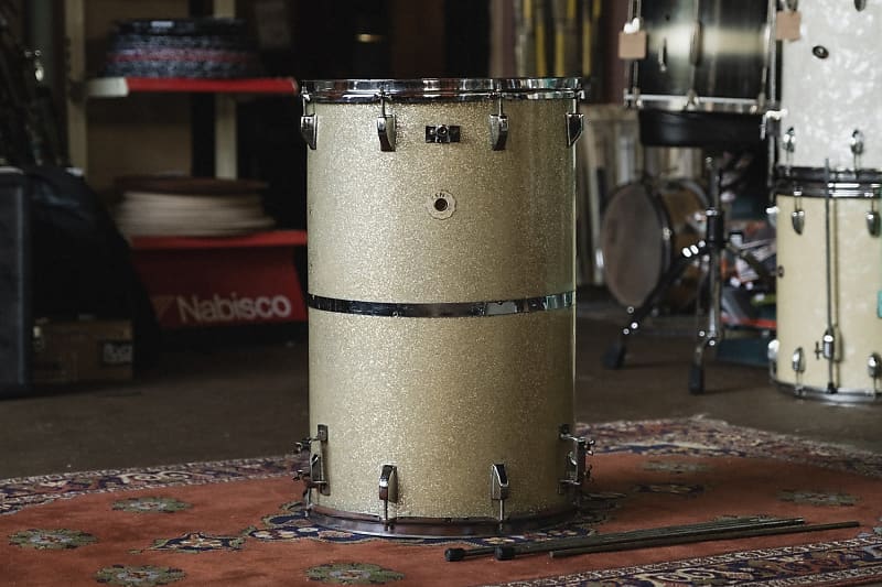 Kent Cocktail Drum in Faded Silver Sparkle 24x15 1960s Reverb