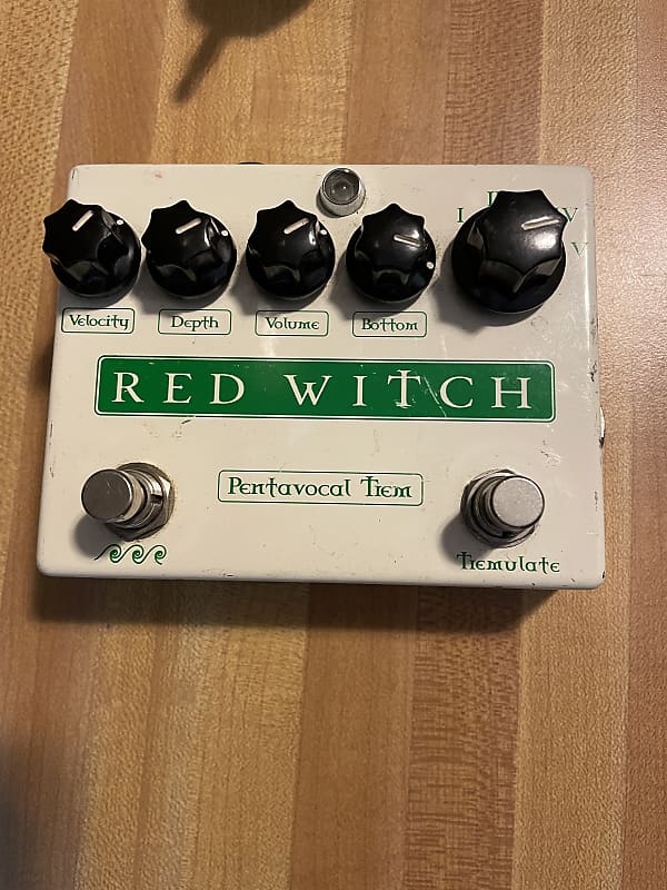 Red Witch pentavocal trem