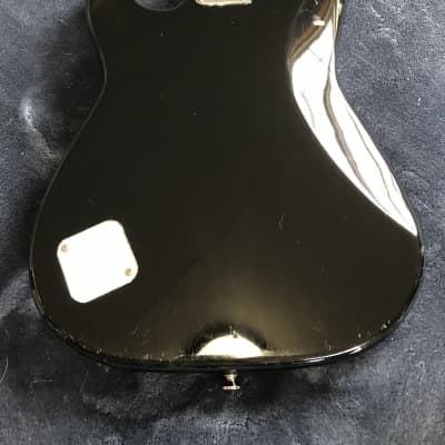 2019 Squier Mini Stratocaster V2 Black, with Rosewood Fretboard image 2
