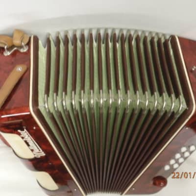 Weltmeister  8 bass diatonic button accordion key C/F 1990-2000 red marble image 11