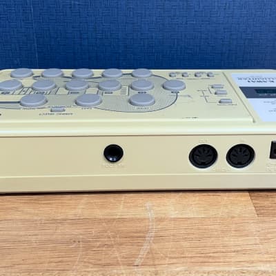 珍品！Kawai ALG-30 Alliguitar Kawai ALG-30 Alliguitar MIDI Guitar Voicing Simulator
