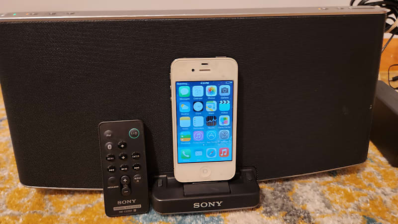 Sony RDP-200iP iPod&Bluetooth Speaker w/Accessories | Reverb