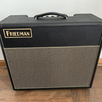 Friedman Pink Taco V2 Black Tolex > Guitars Electric Solid Body