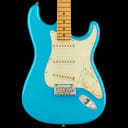 Fender American Professional II Stratocaster w/ Maple Neck Miami Blue