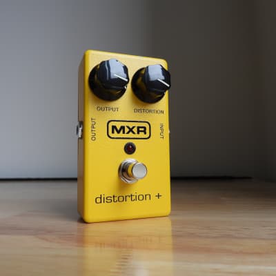 MXR M104 Distortion + | Reverb Canada