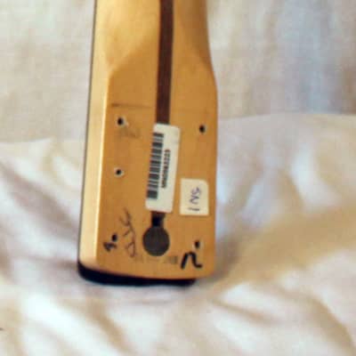 Fender Stratocaster neck 2020 pau ferro / maple image 6