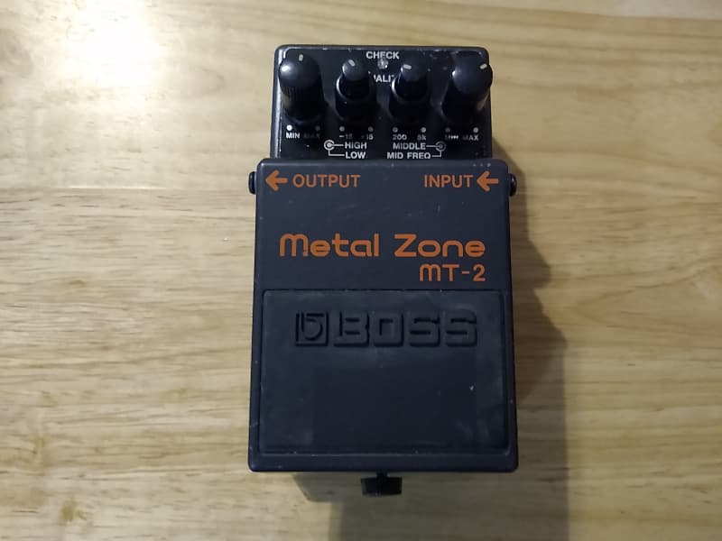 Boss MT-2 Metal Zone with Diezel Mod