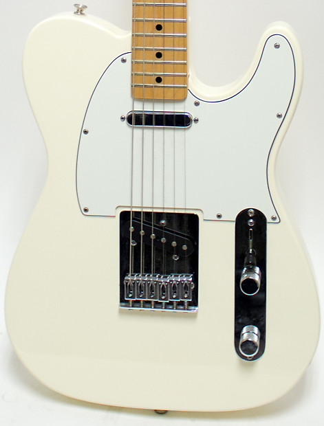 Fender Mexican Standard Telecaster, White with New Tweed Case | Reverb