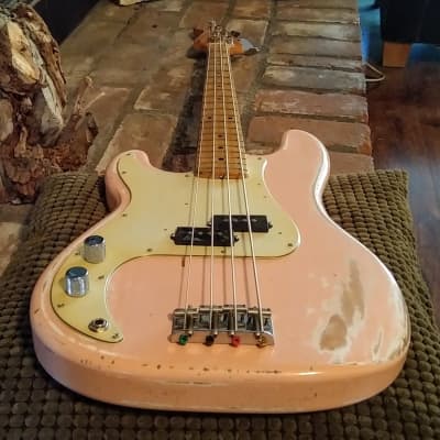 READ!!! 2-4-1 - FENDER - Precision Bass(es) Lefty - 1977 - Burst - Heavy Relic/Shell Pink image 10