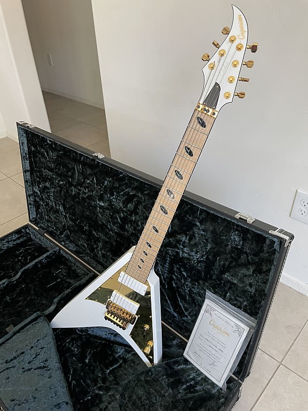 ギター CAPARISON ORBIT 7-CZQ Caparison Guitars Orbit 7-CZQ Cazqui Signature - White