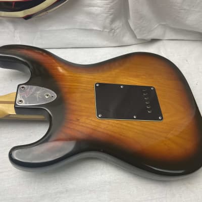 Fender USA Stratocaster Guitar with Case - changed saddles & electronics 1979 - 2-Color Sunburst / Maple neck image 19