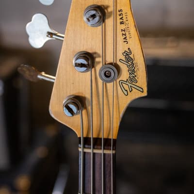 Fender Custom Shop 1961 Jazz Bass Heavy Relic - Aged Olympic White w/Hardshell Case image 15