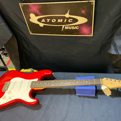 Fujigen FGN J-Standard S-style Guitar MIJ Made In Japan - Red for sale