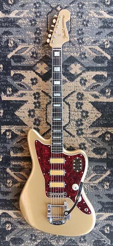 Fender Gold Foil Jazzmaster | Reverb Canada