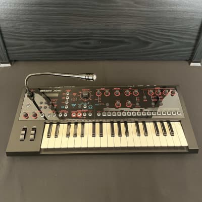 Roland  JD-Xi 37 Key Analog/Digital hybrid-Keyboard-Synthesizer-Vocoder