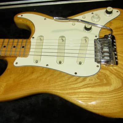 1983 Fender Elite Stratocaster Natural image 12