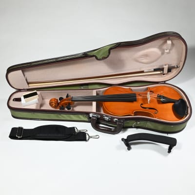 【中古美品】SUZUKI Violin No.330 1/2 Anno 1981 中古美品】SUZUKI Violin No.330 1/2 Anno 1981 Suzuki No.330 4