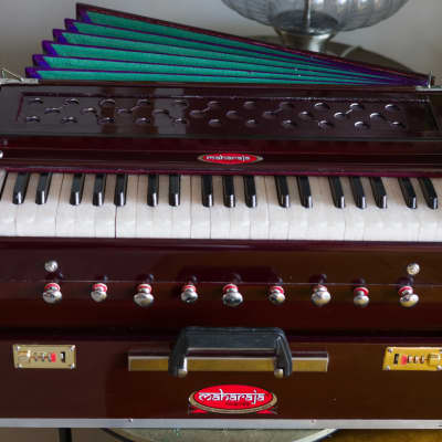 Maharaja musicals 2024 folding harmonium