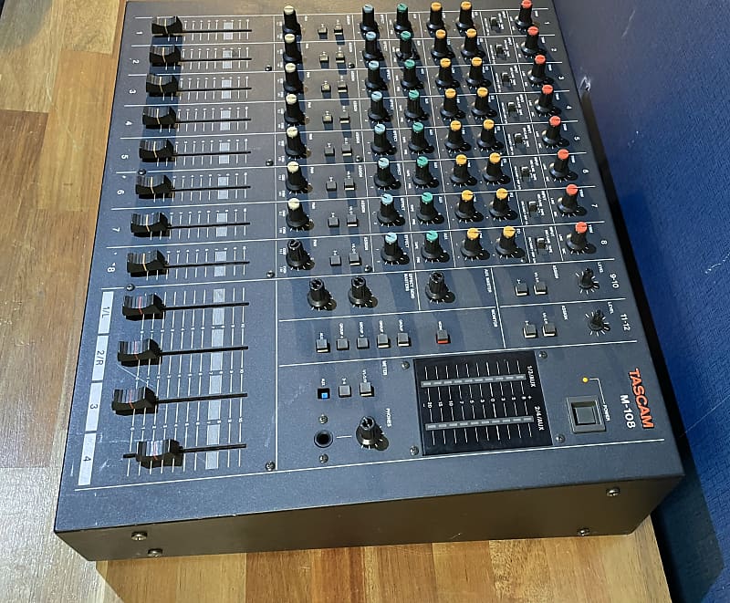 TASCAM ミキサー　M-108 TASCAM Tascam M-108 Mixer アナログミキサー タスカム