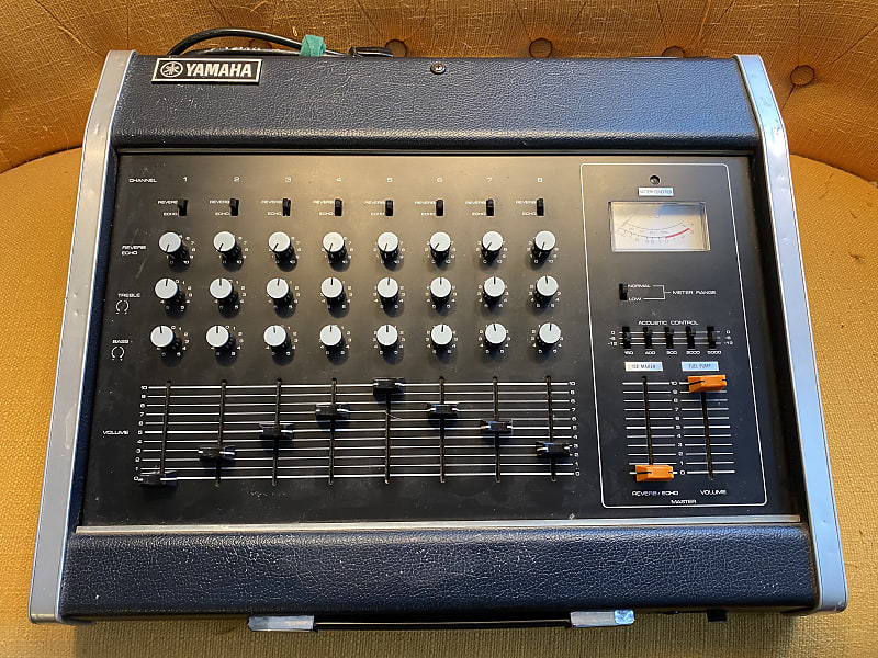 Yamaha PM-200b portable mixer image 1