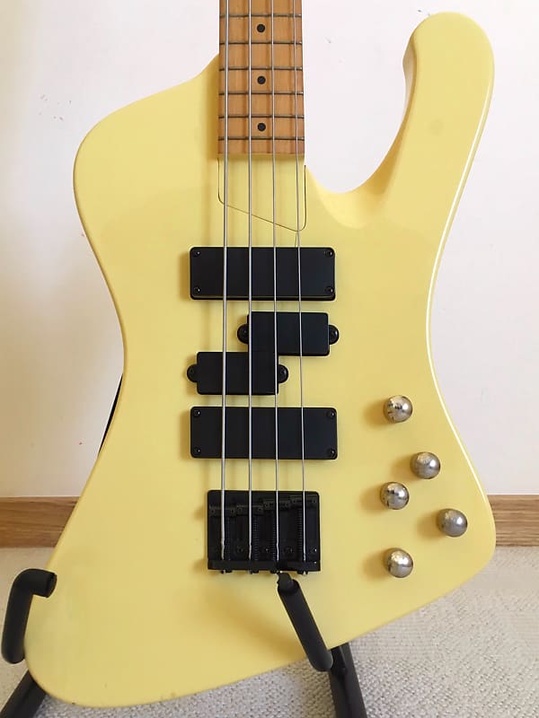 GRASSROOTS (ESP) Noisy Signature 3-pickup bass | Reverb