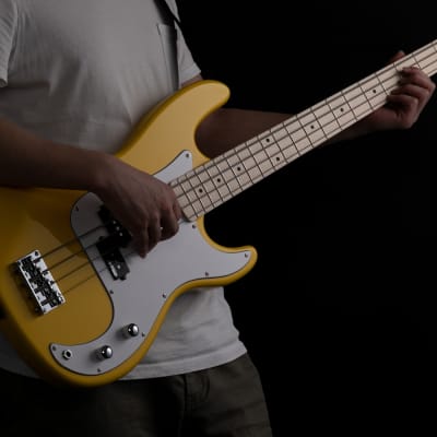Glarry GP Ⅱ Upgrade Electric Bass Guitar Yellow image 8